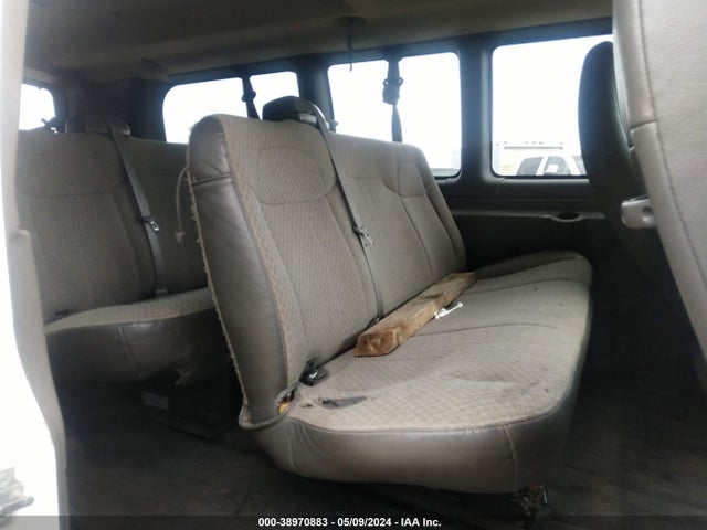 1GAWGRFG9F1216441 Chevrolet Express 2500 Lt