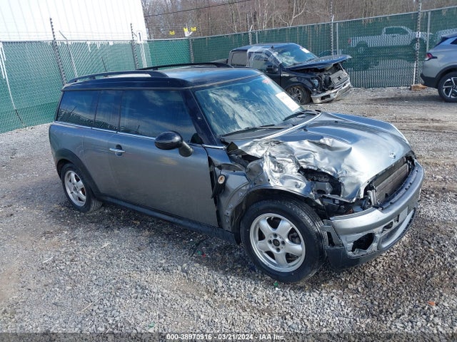 2010 MINI COOPER CLUBMAN WMWML3C5XATX39195 Photo 0