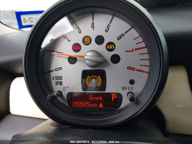 2012 MINI COOPER CLUBMAN WMWZF3C5XCT489277 Photo 6