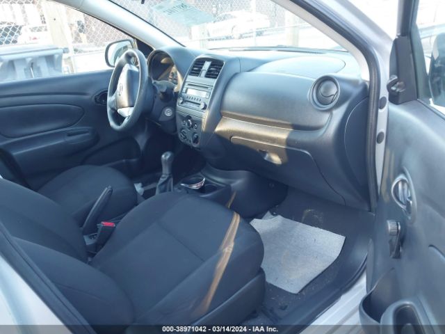 3N1CN7AP3FL951312 Nissan Versa 1.6 S