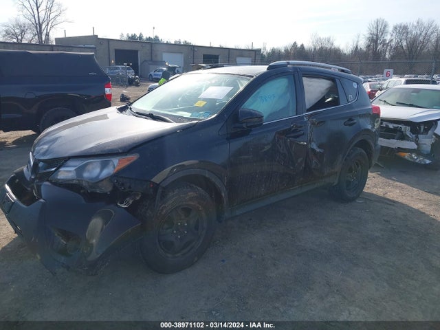 Toyota RAV4 LE 2014 2T3BFREV3EW220204 Image 2