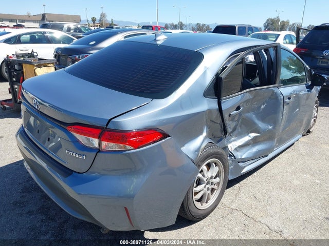 Toyota Corolla Hybrid Le 2022 JTDEAMDE0N3002935 Image 4