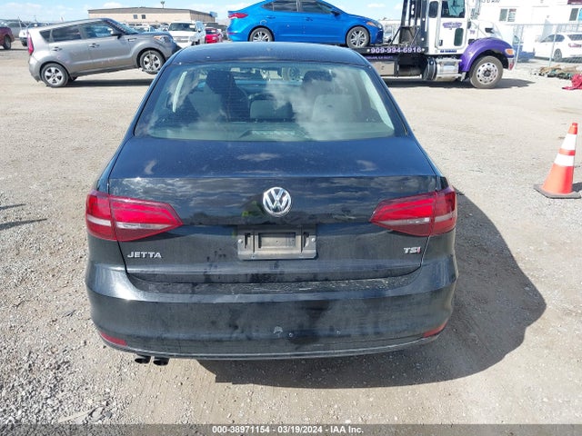 3VW2B7AJ8JM206472 Volkswagen Jetta 1.4t S