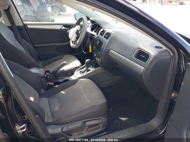 3VW2B7AJ8JM206472 Volkswagen Jetta 1.4t S