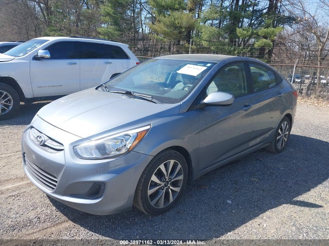 Hyundai Accent Value Edition 2017 KMHCT4AE6HU358757 Image 2