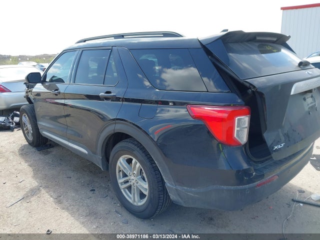 Ford EXPLORER XLT 2023 1FMSK7DH3PGB92247 Image 3