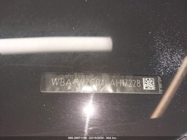 WBA4W7C04LAH17228 BMW 440I