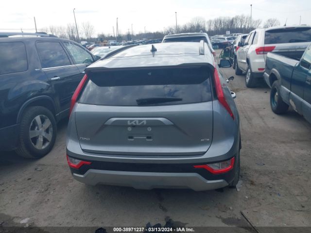 KNDCR3LE8P5051769 KIA Niro Ex Touring