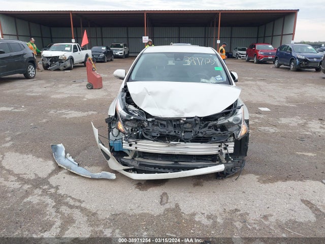 Toyota Prius Two 2017 JTDKBRFU0H3050974 Image 13