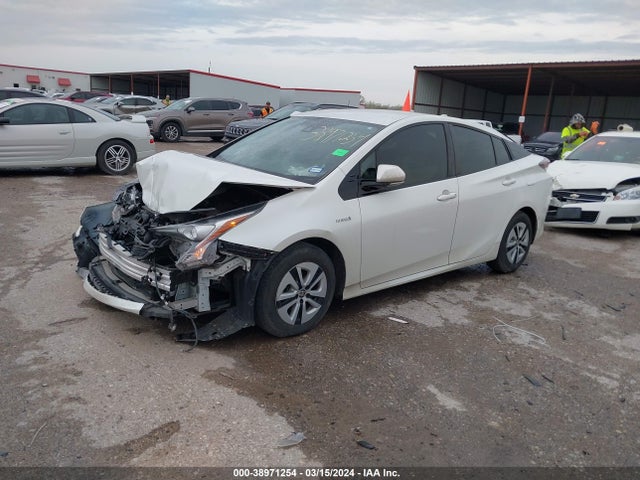 Toyota Prius Two 2017 JTDKBRFU0H3050974 Image 2