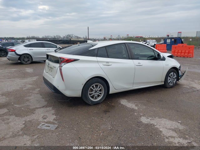 Toyota Prius Two 2017 JTDKBRFU0H3050974 Image 4