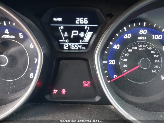 Hyundai Elantra Value Edition 2016 5NPDH4AEXGH755777 Image 15