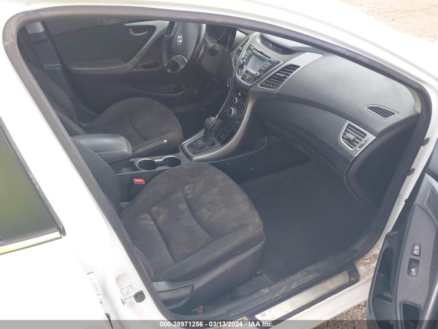 Hyundai Elantra Value Edition 2016 5NPDH4AEXGH755777 Image 5