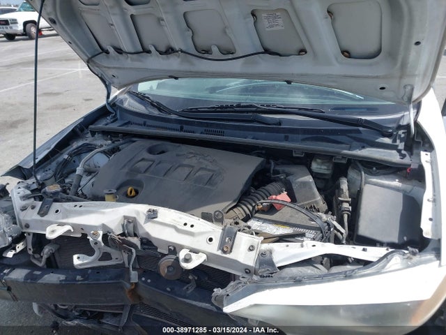 Toyota Corolla Le Plus 2015 5YFBURHE3FP281663 Image 10
