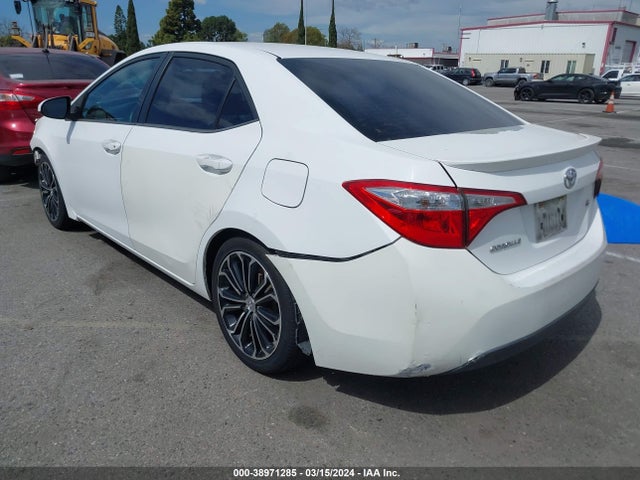 Toyota Corolla Le Plus 2015 5YFBURHE3FP281663 Image 3