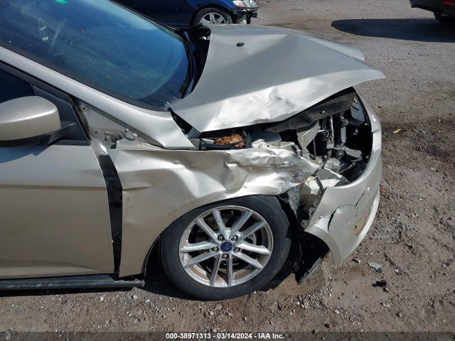 Ford FOCUS SE 2018 1FADP3F21JL266284 Image 12