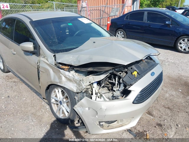 Ford FOCUS SE 2018 1FADP3F21JL266284 Image 6