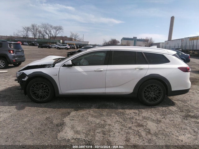 W04GU8SX9J1125354 Buick Regal Tourx Preferred