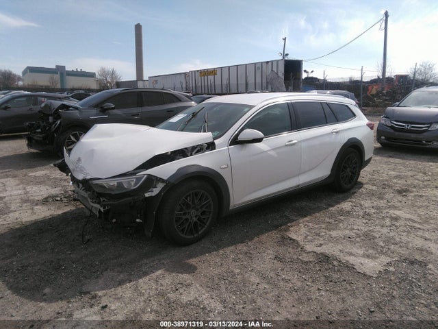 W04GU8SX9J1125354 Buick Regal Tourx Preferred
