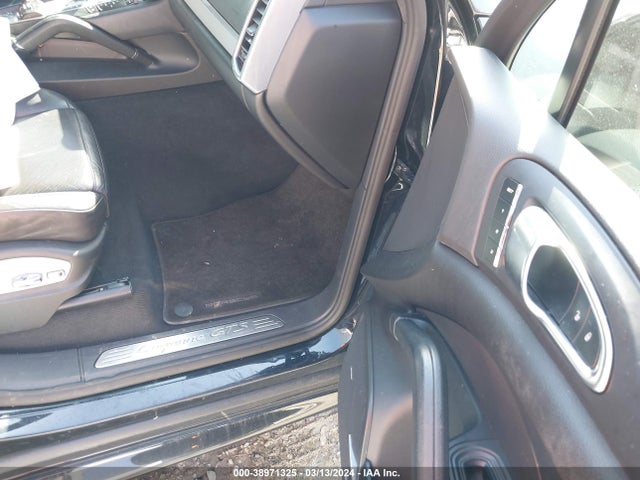 2013 PORSCHE CAYENNE WP1AD2A28DLA72460 Photo 4