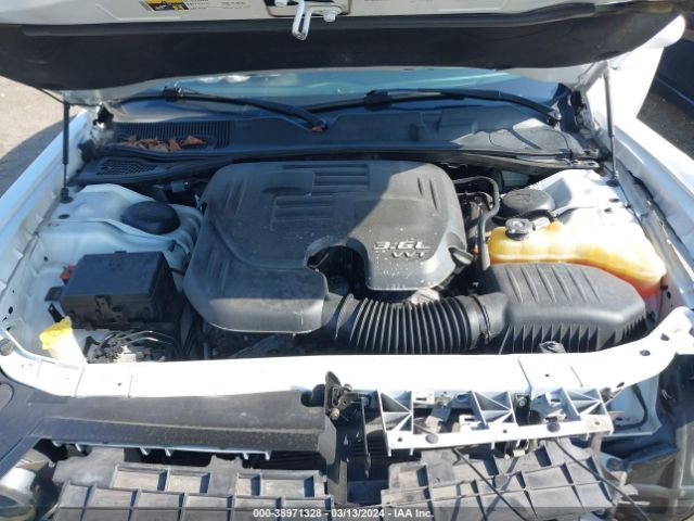 2C3CDZBG2FH822677 Dodge Challenger Sxt Plus