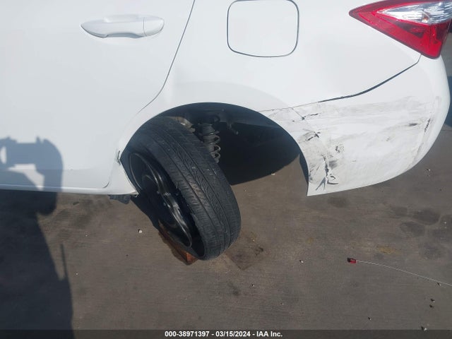 Toyota COROLLA LE 2016 2T1BURHEXGC565390 Image 6