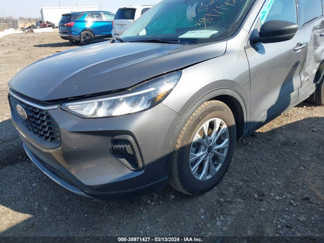 Ford Escape Active 2023 1FMCU0GN2PUA14483 Image 2
