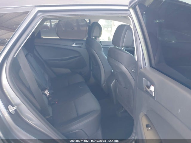 Hyundai TUCSON SE 2017 KM8J33A4XHU565404 Image 8