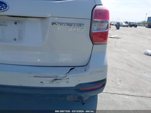 Subaru Forester 2.5i Premium 2016 JF2SJADC7GG485966 Image 18