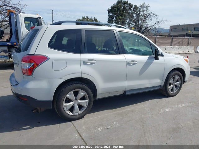 Subaru Forester 2.5i Premium 2016 JF2SJADC7GG485966 Image 4