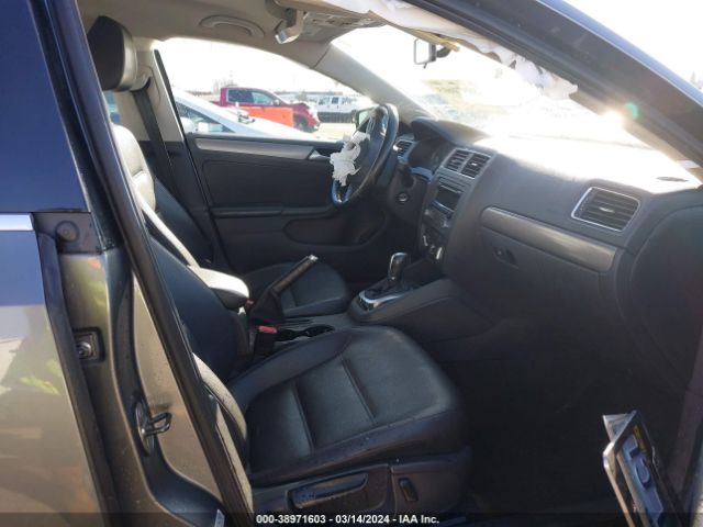3VWLL7AJXEM245331 Volkswagen Jetta 2.0l Tdi