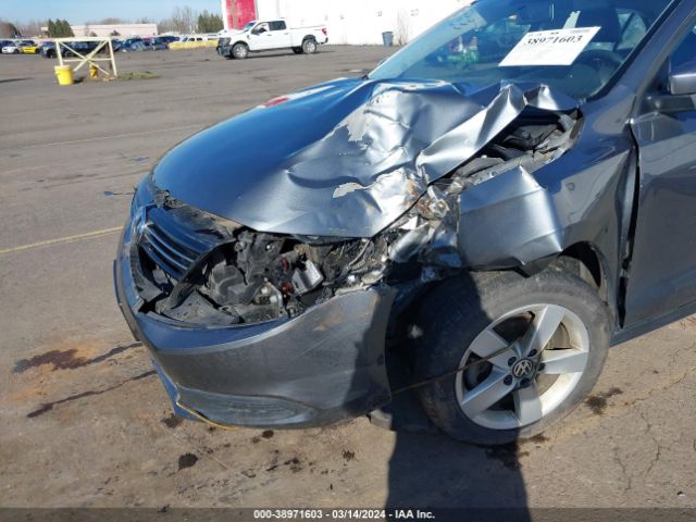 3VWLL7AJXEM245331 Volkswagen Jetta 2.0l Tdi