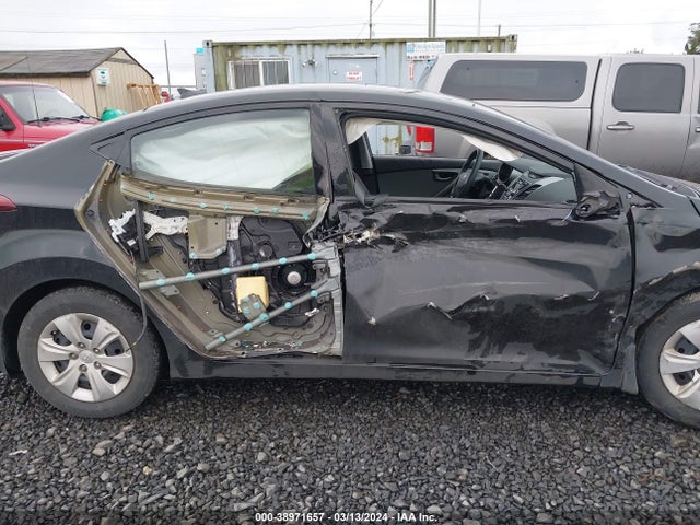 Hyundai ELANTRA SE 2016 5NPDH4AEXGH727025 Image 14