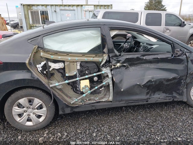 Hyundai ELANTRA SE 2016 5NPDH4AEXGH727025 Image 6