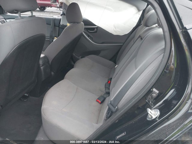 Hyundai ELANTRA SE 2016 5NPDH4AEXGH727025 Image 8