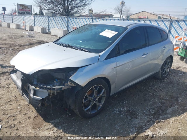 Ford FOCUS SE 2014 1FADP3K25EL129568 Image 2