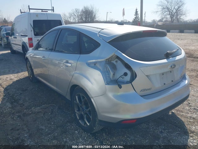 Ford FOCUS SE 2014 1FADP3K25EL129568 Image 3