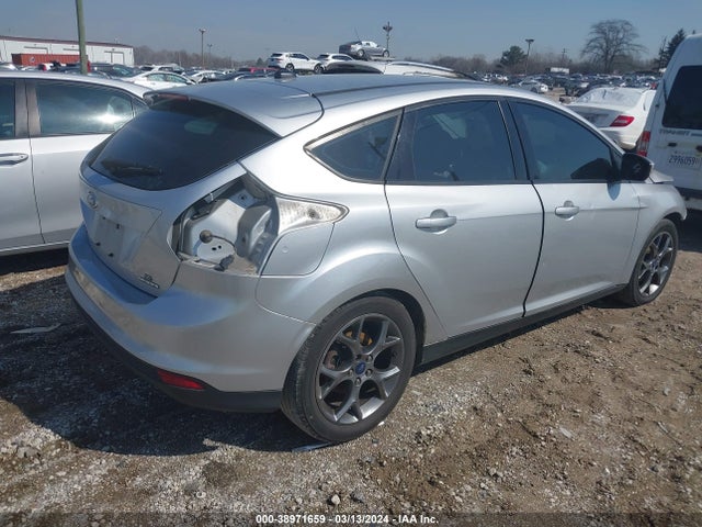 Ford FOCUS SE 2014 1FADP3K25EL129568 Image 4