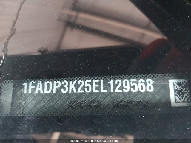 Ford FOCUS SE 2014 1FADP3K25EL129568 Image 9
