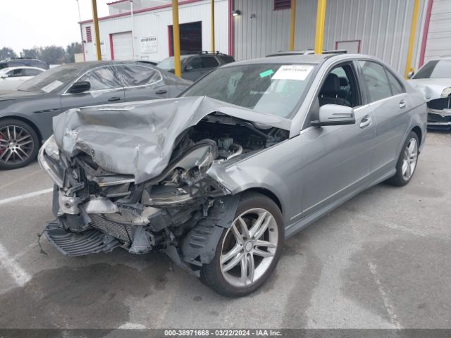 WDDGF4HB9EA952531 Mercedes-Benz C 250 Luxury/sport