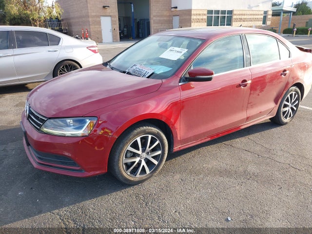 3VWDB7AJ8JM261528 Volkswagen Jetta 1.4t Se/1.4t Wolfsburg Edition
