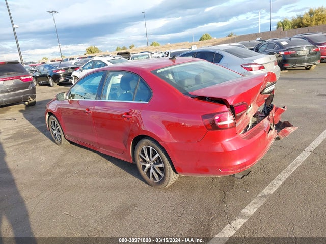 3VWDB7AJ8JM261528 Volkswagen Jetta 1.4t Se/1.4t Wolfsburg Edition