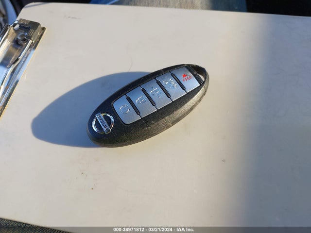 Nissan ROGUE SV 2018 KNMAT2MT8JP613620 Image 11
