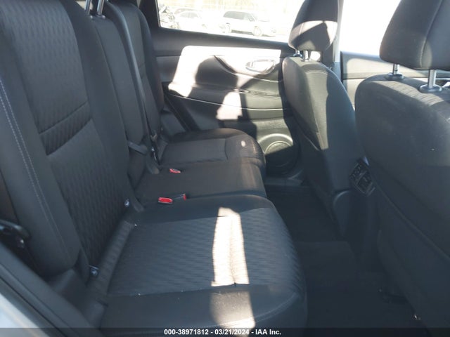 Nissan ROGUE SV 2018 KNMAT2MT8JP613620 Image 8