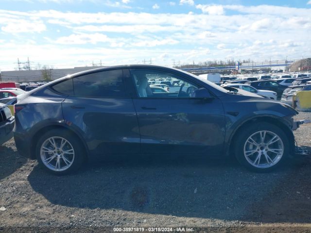 7SAYGDED7PF923138 Tesla Model Y Rwd