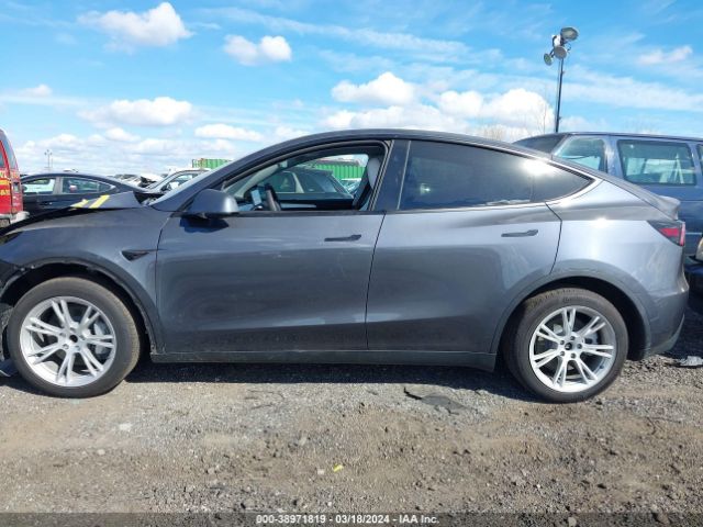 7SAYGDED7PF923138 Tesla Model Y Rwd