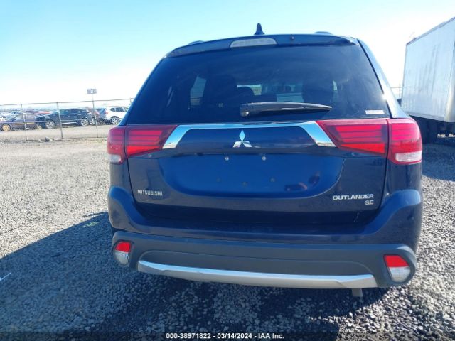 JA4AZ3A38JZ006852 Mitsubishi Outlander Se
