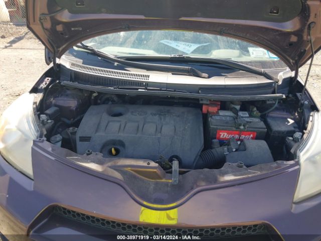 JTKKUPB47E1044125 Scion XD