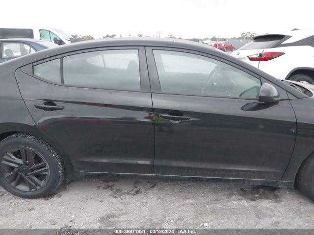 Hyundai ELANTRA SEL 2019 5NPD84LF7KH466855 Image 13