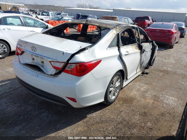 Hyundai SONATA GLS 2014 5NPEB4AC2EH930671 Image 4